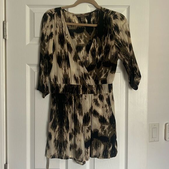 Charlie Jade Romper - Shorts with Belt - X Small Low Cut - NEW NWOT - Picture 1 of 4